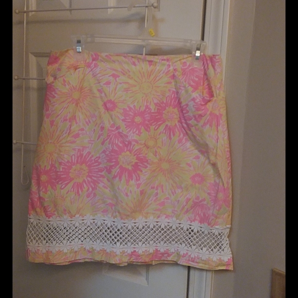 Lilly Pulitzer Dresses & Skirts - Lilly Pulitzer Size 8 skirt
